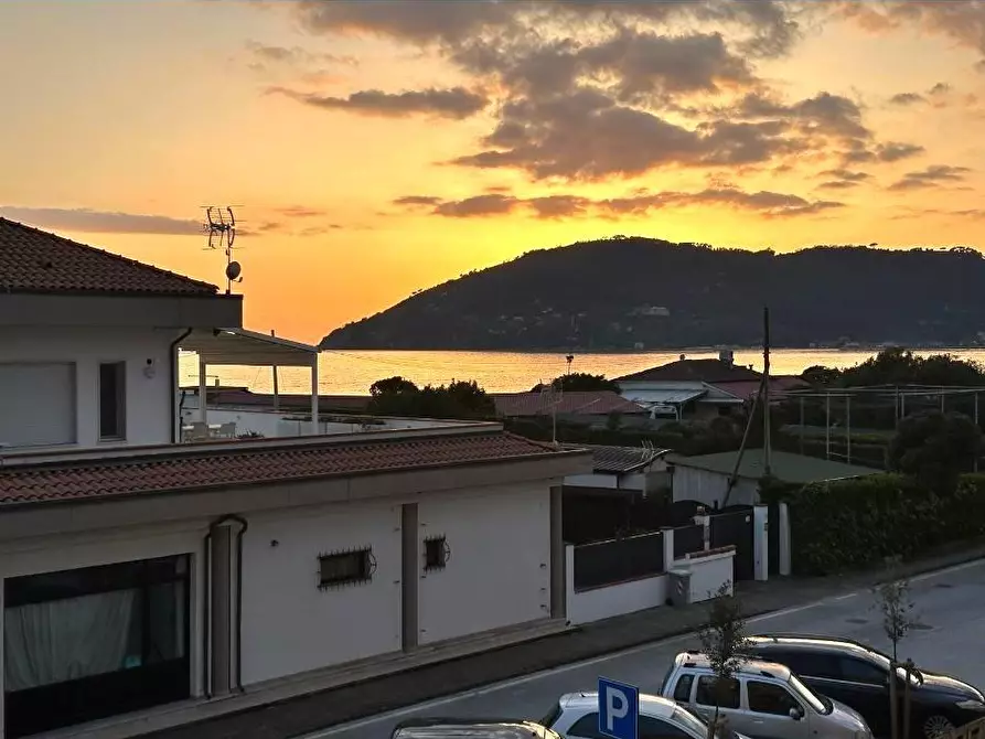 Immagine 28 di Appartamento in vendita  a Sarzana