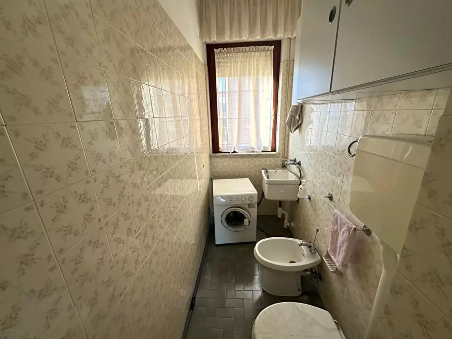 Immagine 26 di Appartamento in vendita  a Sarzana