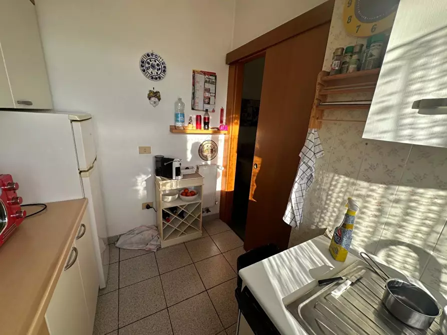 Immagine 8 di Appartamento in vendita  a Sarzana