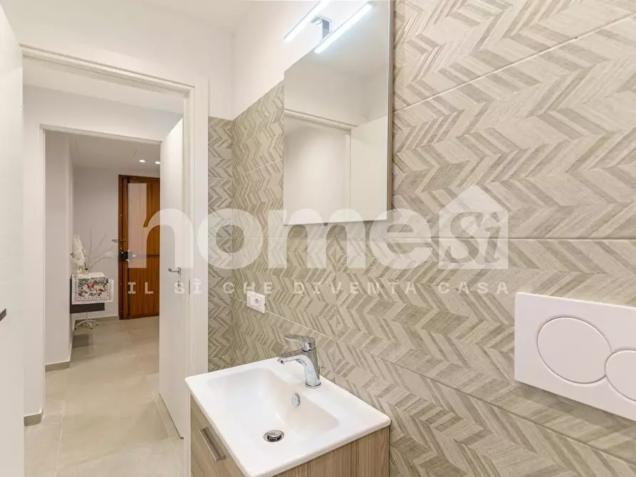 Immagine 20 di Appartamento in vendita  a Catania