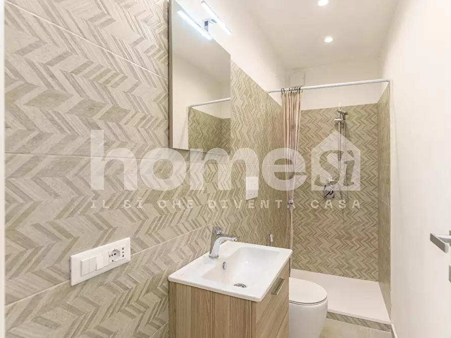 Immagine 19 di Appartamento in vendita  a Catania