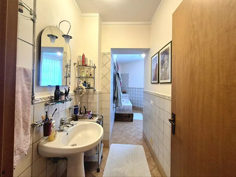 Immagine 22 di Appartamento in vendita  a Capannori