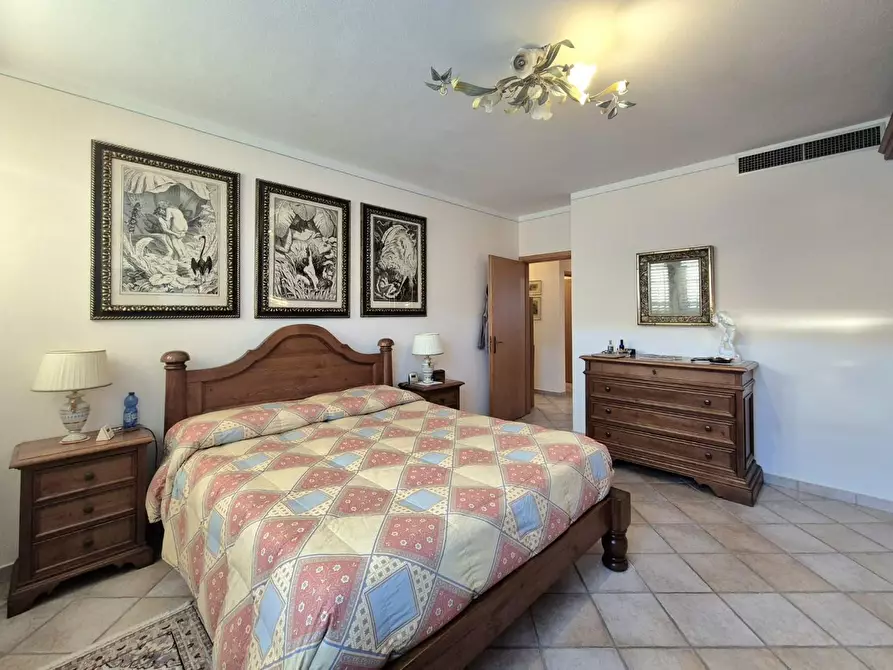 Immagine 18 di Appartamento in vendita  a Capannori