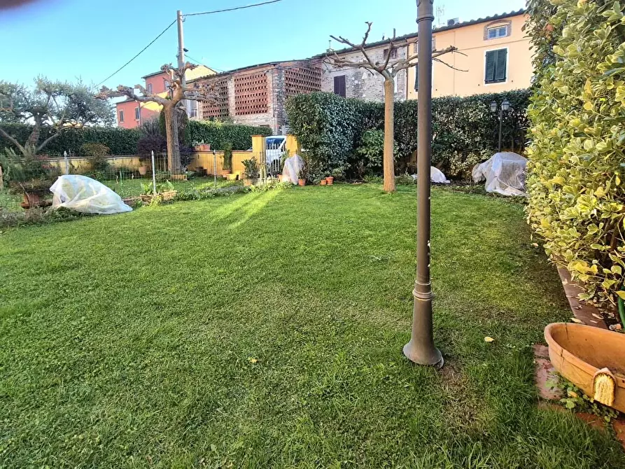 Immagine 5 di Appartamento in vendita  a Capannori