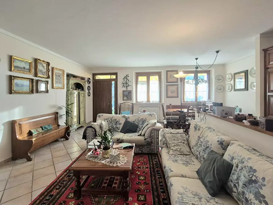 Immagine 14 di Appartamento in vendita  a Capannori