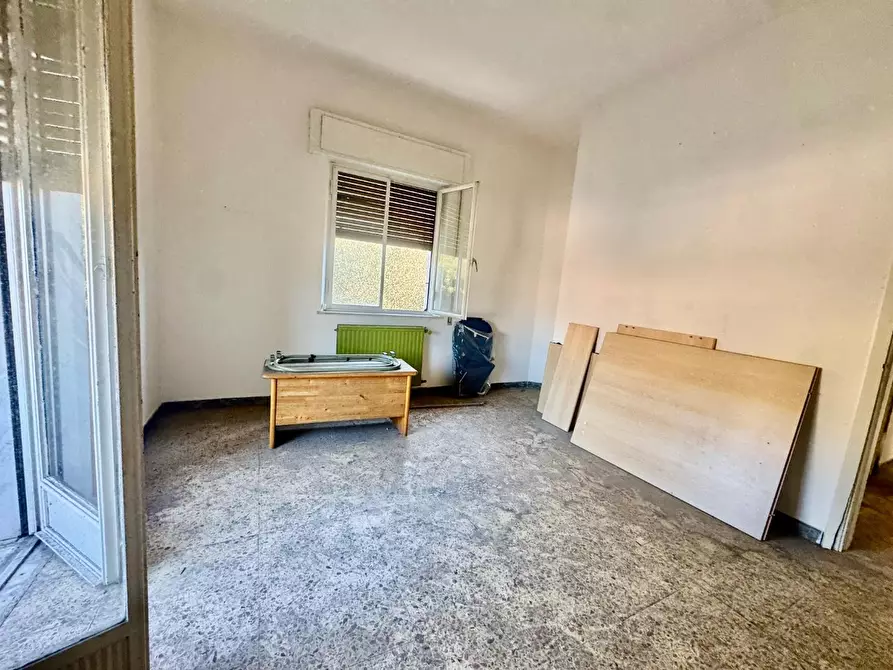 Immagine 29 di Appartamento in vendita  a Massa