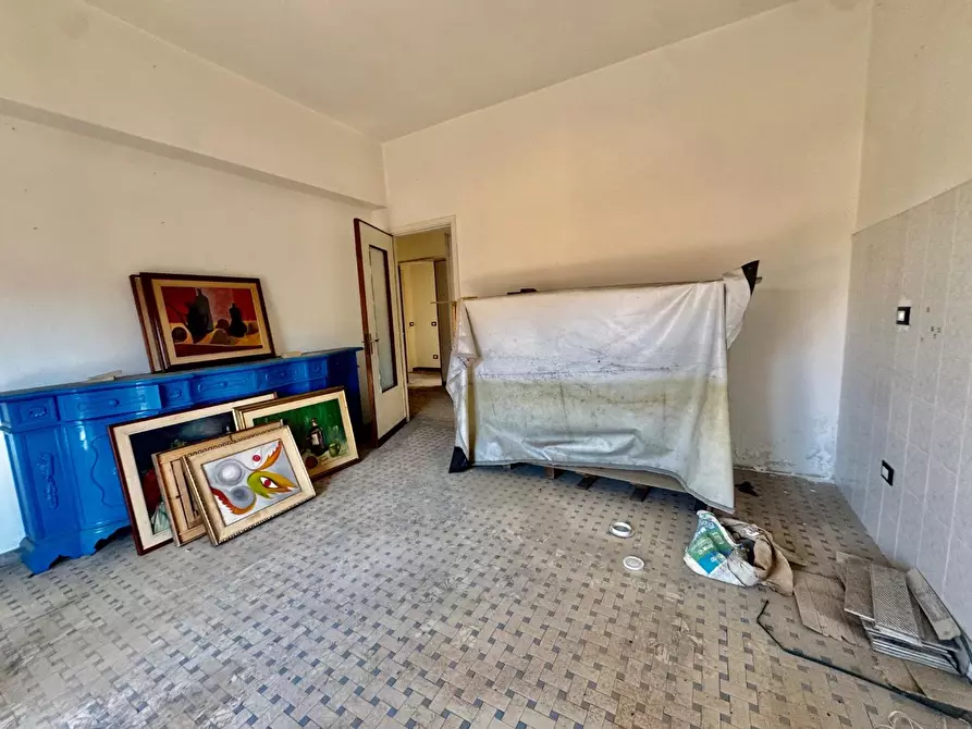 Immagine 15 di Appartamento in vendita  a Massa