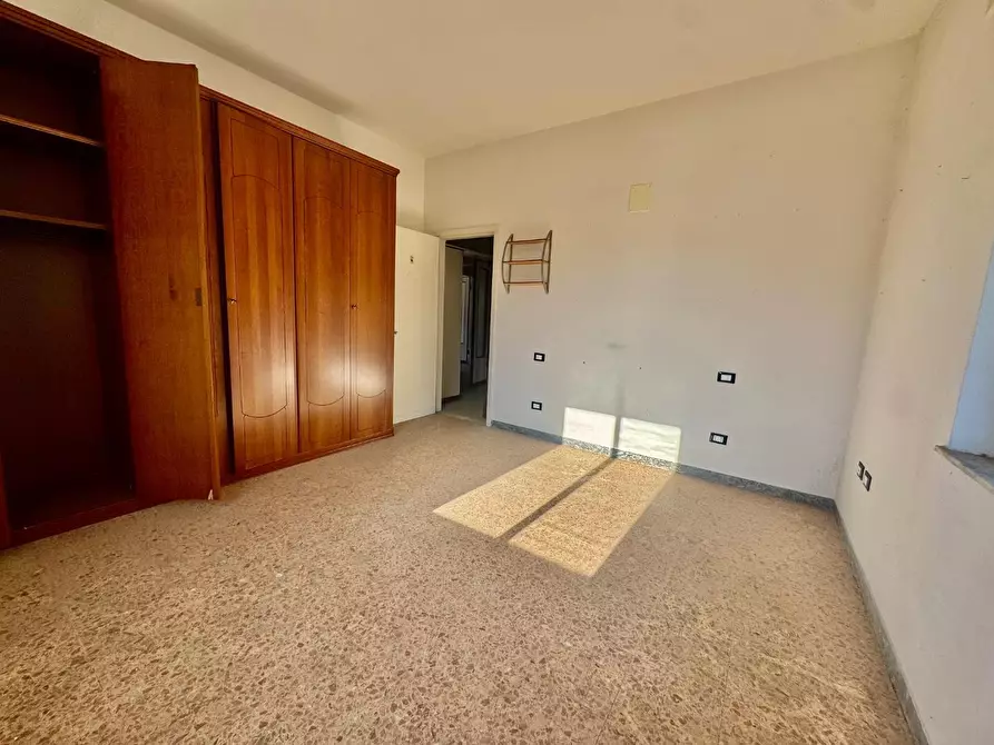 Immagine 20 di Appartamento in vendita  a Massa