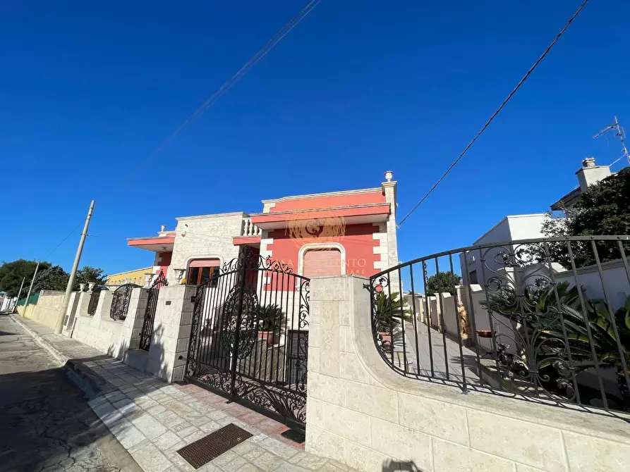 Immagine 26 di Villa in vendita  a Tiggiano