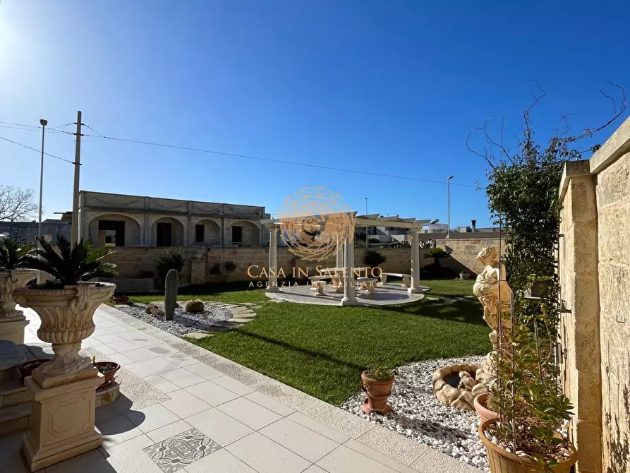 Immagine 22 di Villa in vendita  a Tiggiano