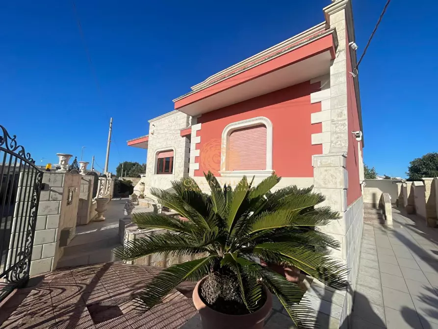 Immagine 5 di Villa in vendita  a Tiggiano