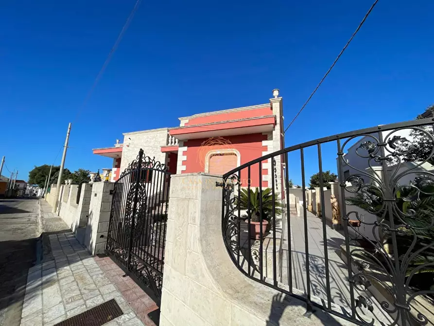 Immagine 27 di Villa in vendita  a Tiggiano