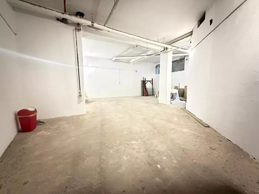 Immagine 30 di Appartamento in vendita  a Lecce