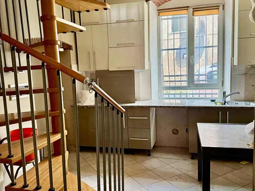 Immagine 5 di Casa bifamiliare in vendita  a Massa