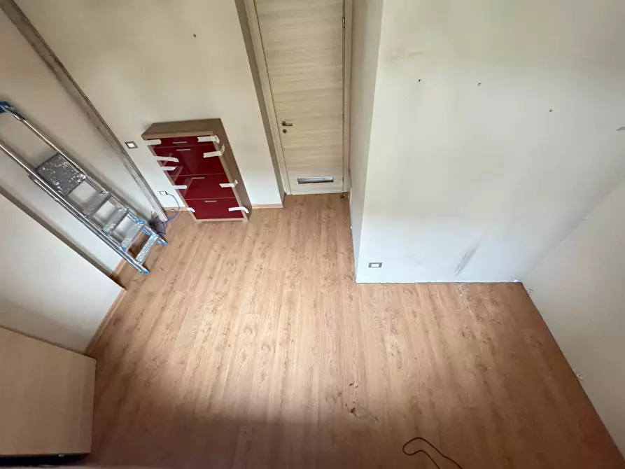 Immagine 19 di Casa bifamiliare in vendita  a Massa