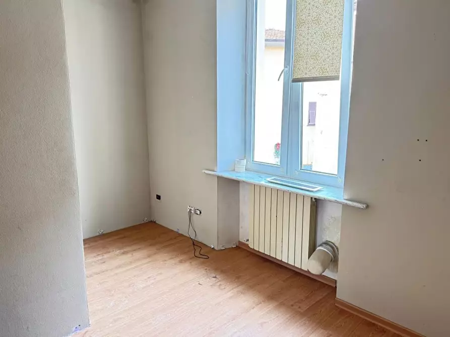 Immagine 18 di Appartamento in vendita  a Massa