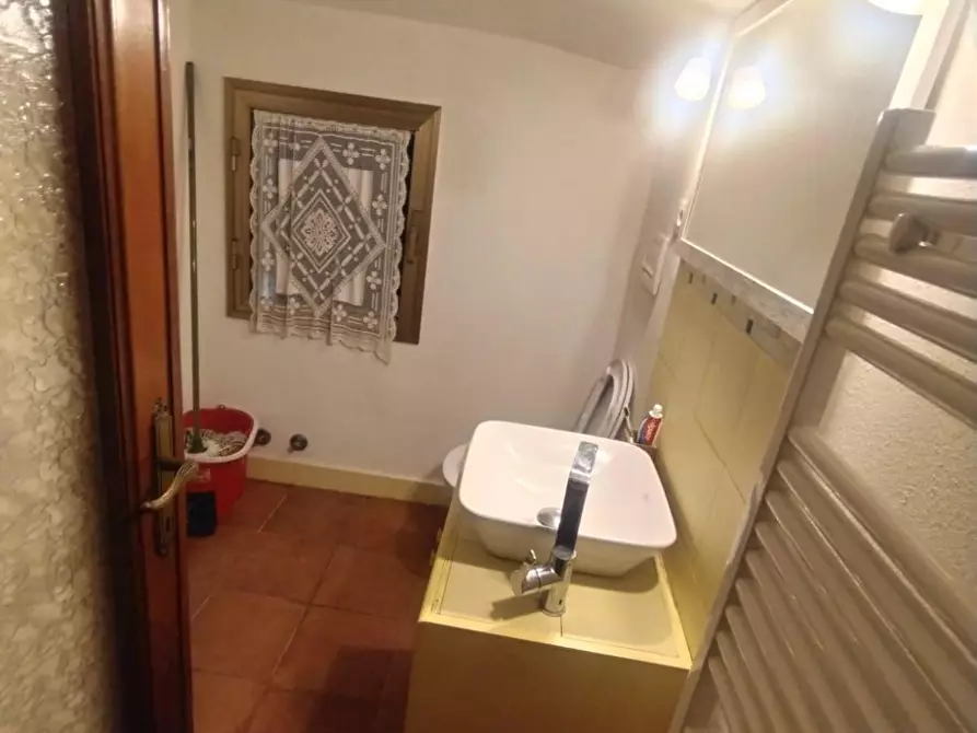 Immagine 13 di Villetta a schiera in vendita  a Massa