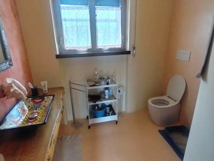 Immagine 10 di Villetta a schiera in vendita  a Massa