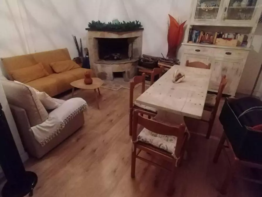 Immagine 5 di Villetta a schiera in vendita  a Massa