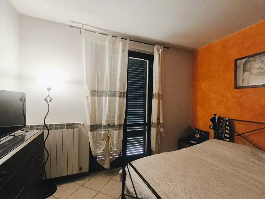 Immagine 11 di Appartamento in vendita  a Sinalunga