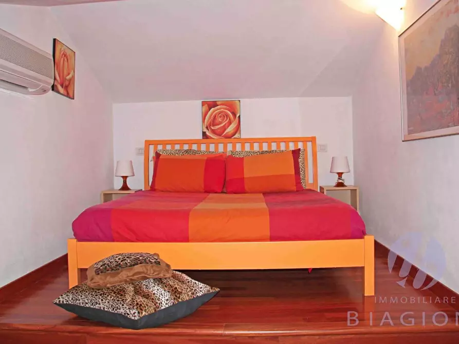 Immagine 15 di Casa indipendente in vendita  a Pietrasanta