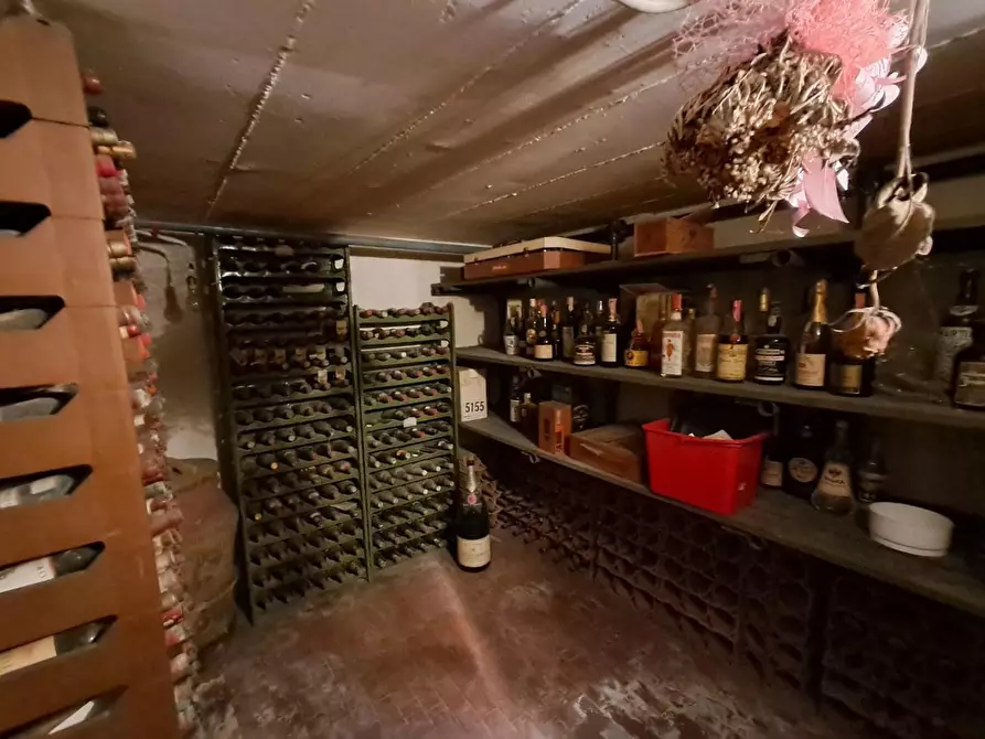 Immagine 26 di Villa in vendita  a San Giuliano Terme