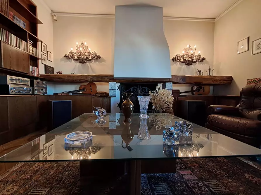 Immagine 31 di Villa in vendita  a San Giuliano Terme