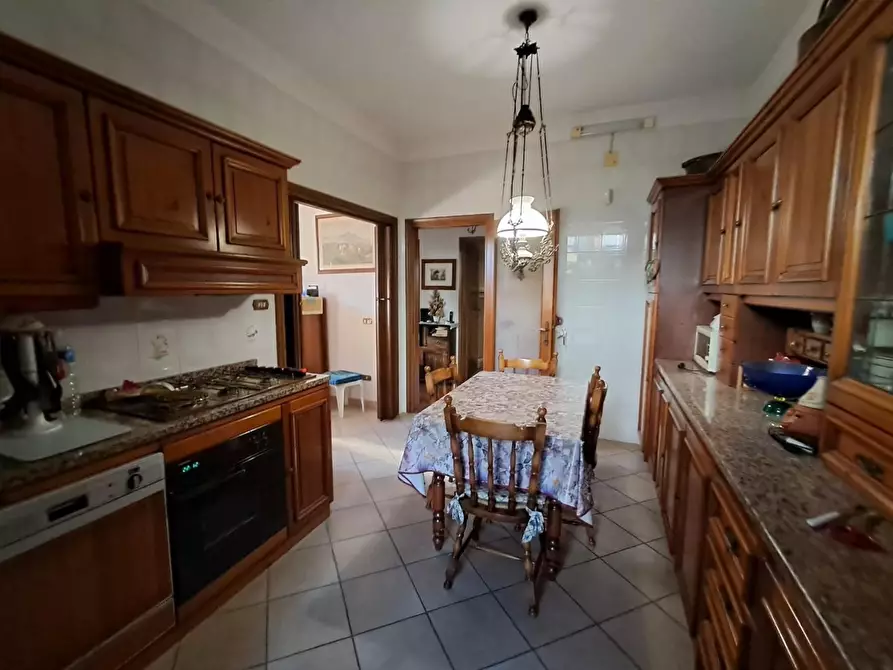 Immagine 37 di Villa in vendita  a San Giuliano Terme