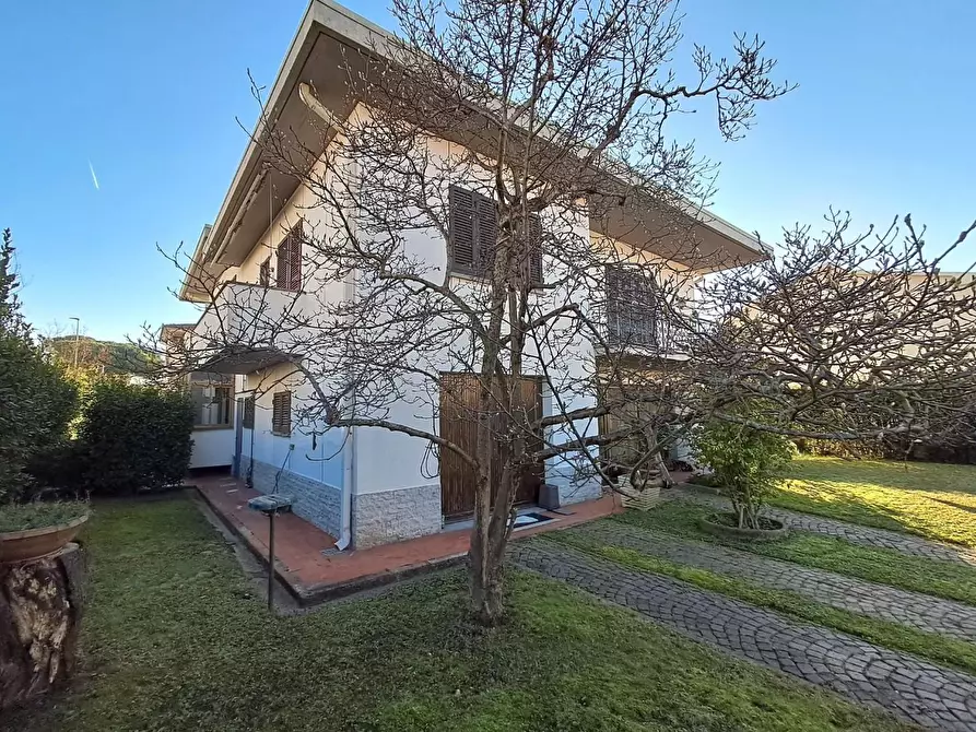 Immagine 25 di Villa in vendita  a San Giuliano Terme