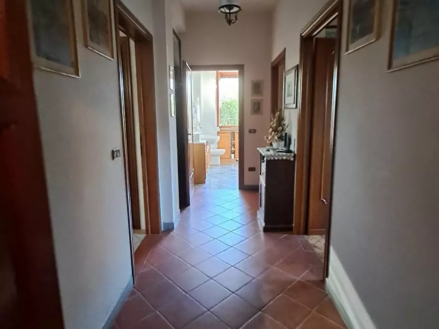Immagine 36 di Villa in vendita  a San Giuliano Terme