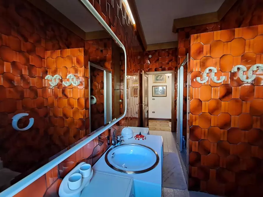 Immagine 55 di Villa in vendita  a San Giuliano Terme