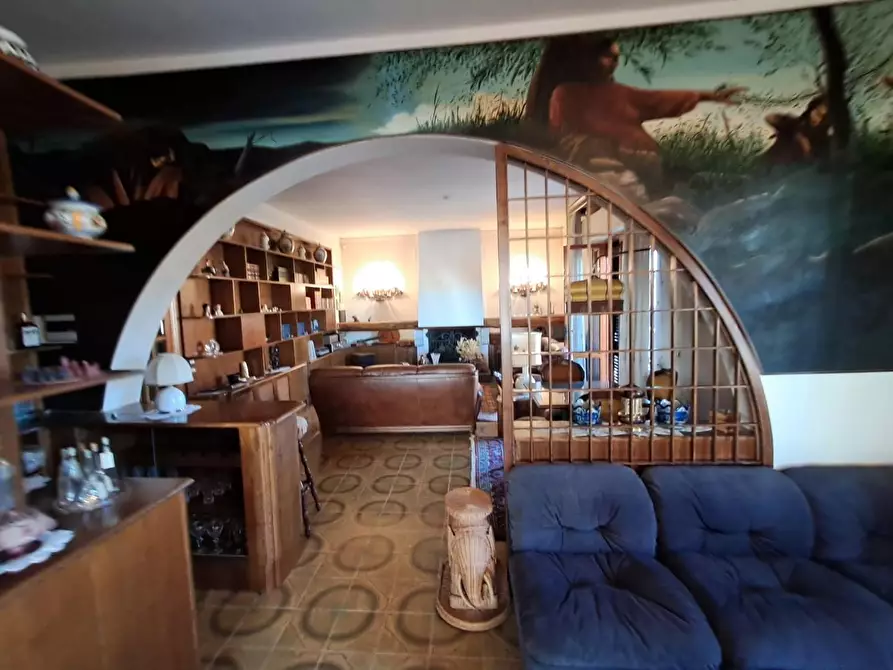 Immagine 39 di Villa in vendita  a San Giuliano Terme