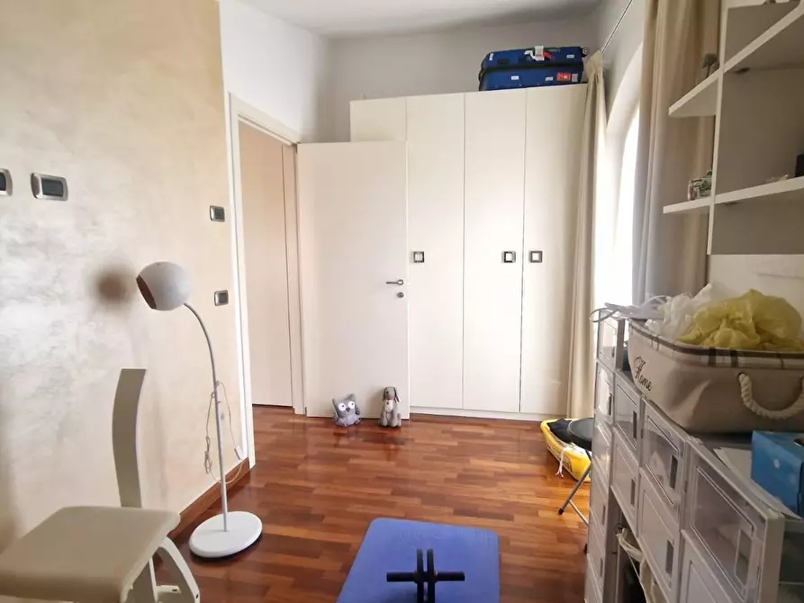 Immagine 13 di Villetta a schiera in vendita  a Carrara