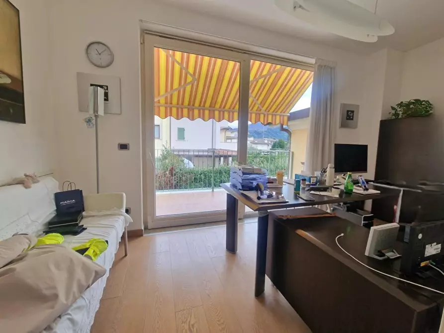 Immagine 16 di Villetta a schiera in vendita  a Carrara