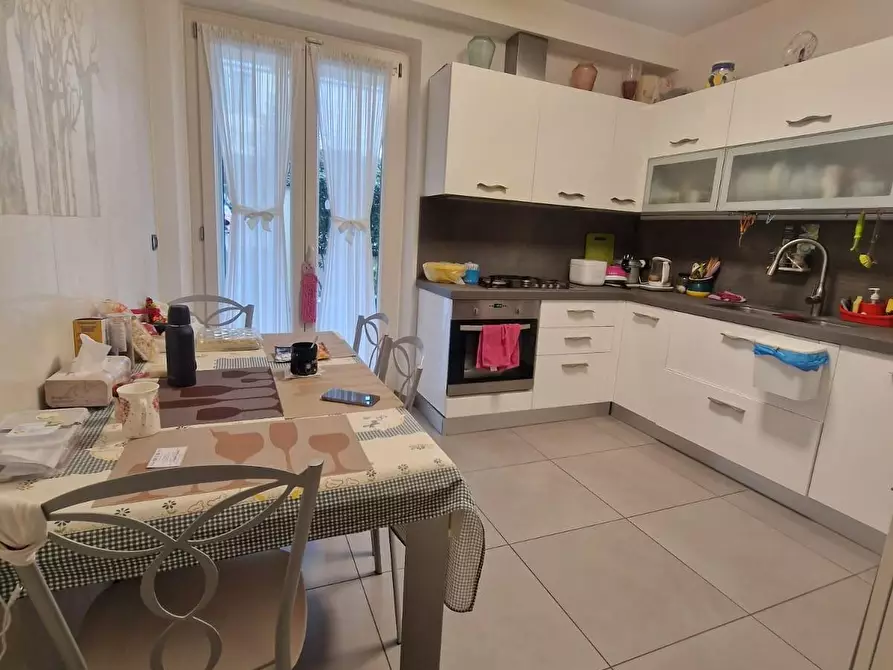 Immagine 4 di Villetta a schiera in vendita  a Carrara