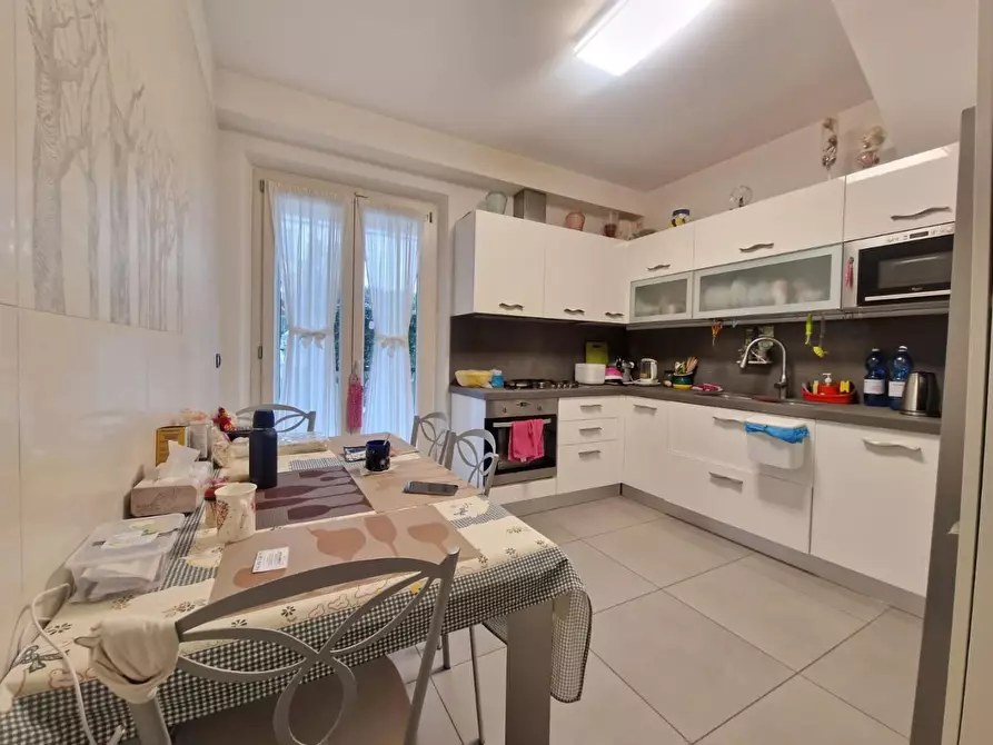 Immagine 5 di Villetta a schiera in vendita  a Carrara