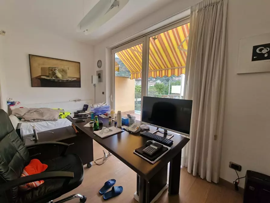 Immagine 17 di Villetta a schiera in vendita  a Carrara