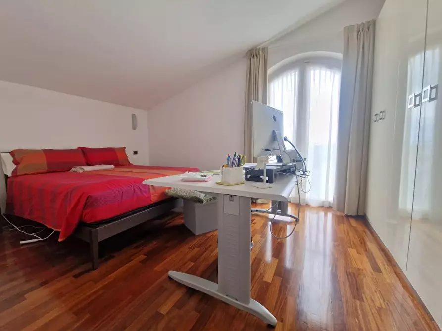 Immagine 22 di Villetta a schiera in vendita  a Carrara