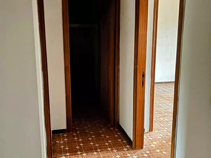 Immagine 22 di Appartamento in vendita  a Rodi Garganico