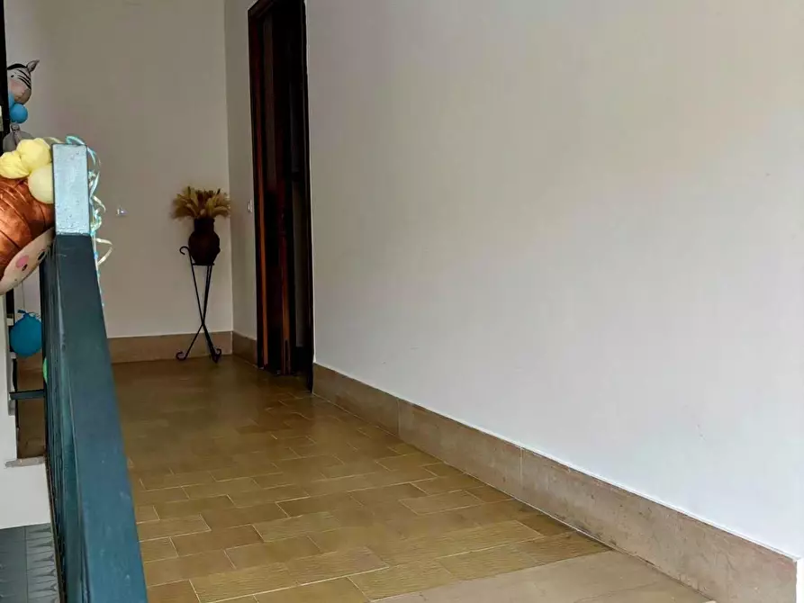 Immagine 8 di Appartamento in vendita  a Rodi Garganico