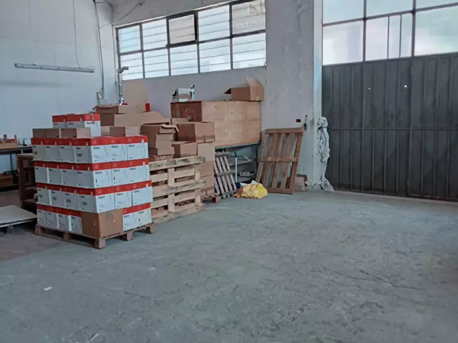 Immagine 5 di Attività artigianale in vendita  a Vinci