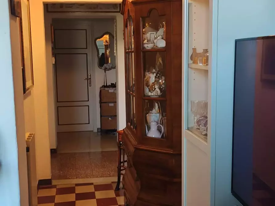 Immagine 12 di Appartamento in vendita  a Siena