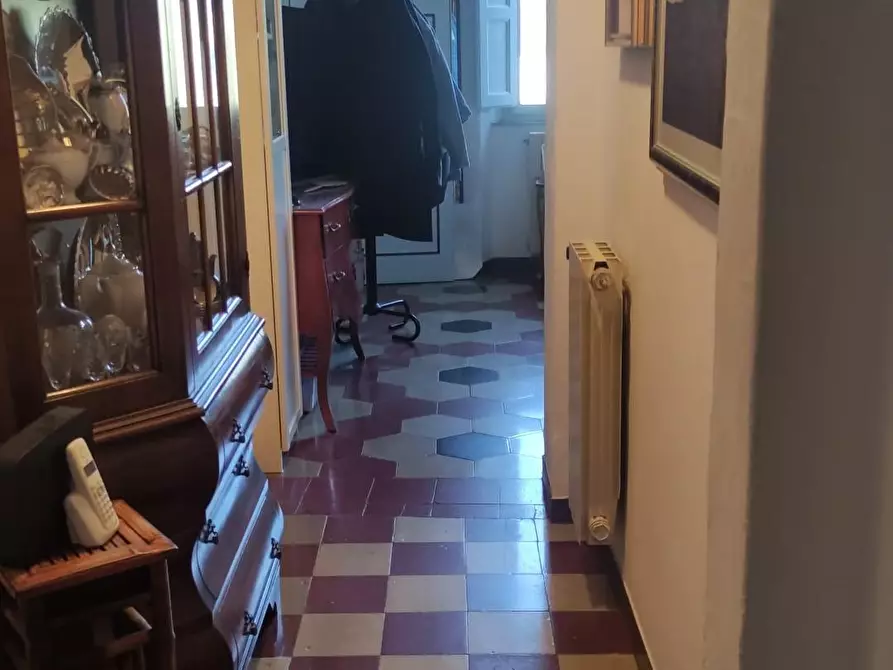 Immagine 4 di Appartamento in vendita  a Siena