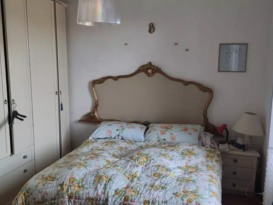 Immagine 17 di Appartamento in vendita  a Siena