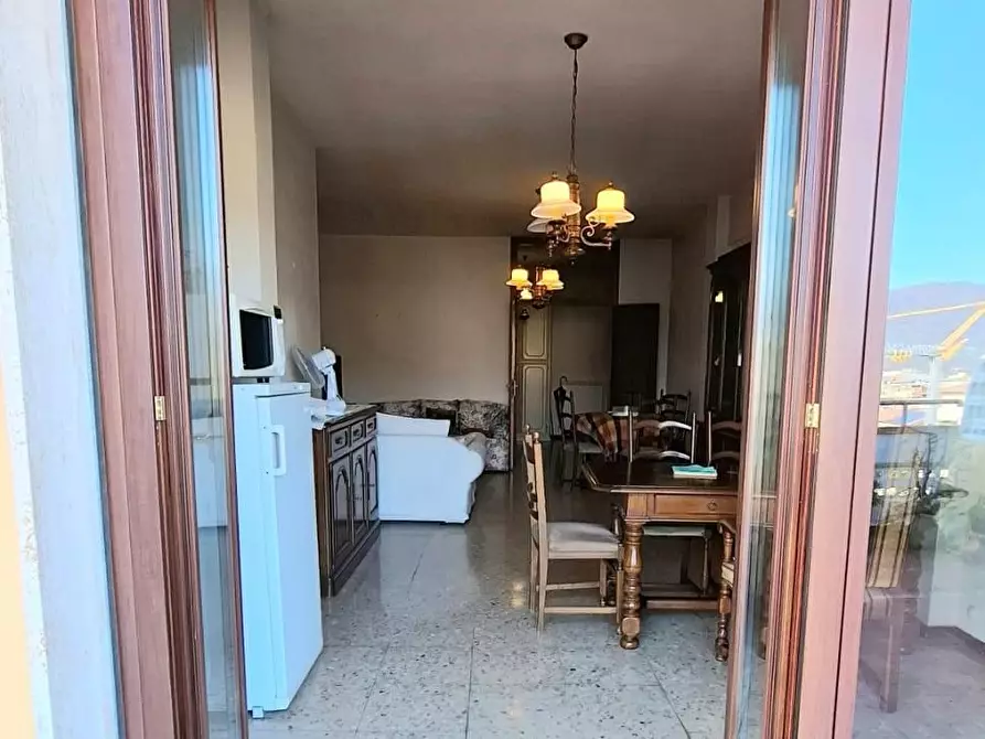 Immagine 12 di Mansarda in vendita  a Carrara