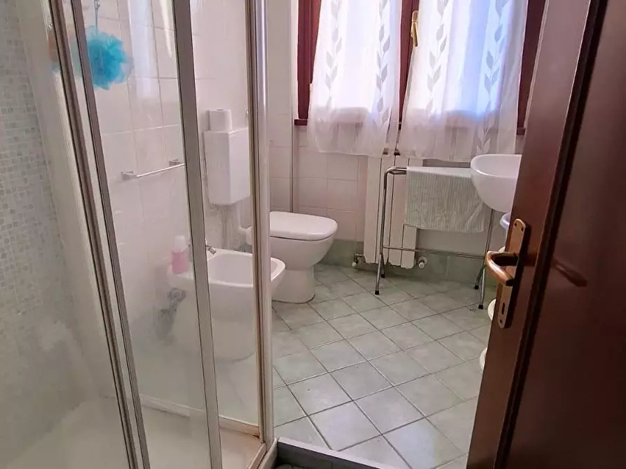 Immagine 8 di Mansarda in vendita  a Carrara