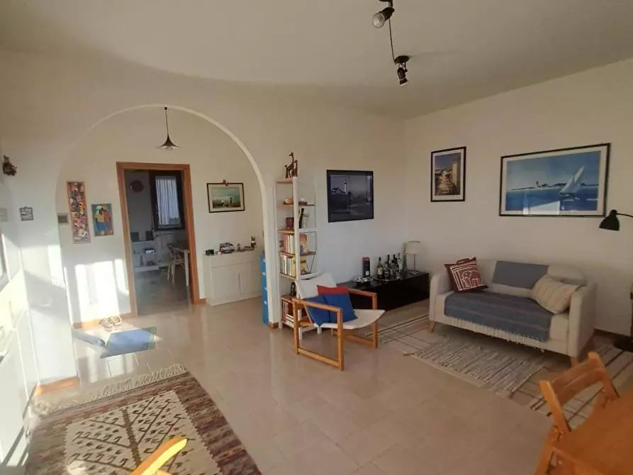 Immagine 2 di Appartamento in vendita  a Livorno