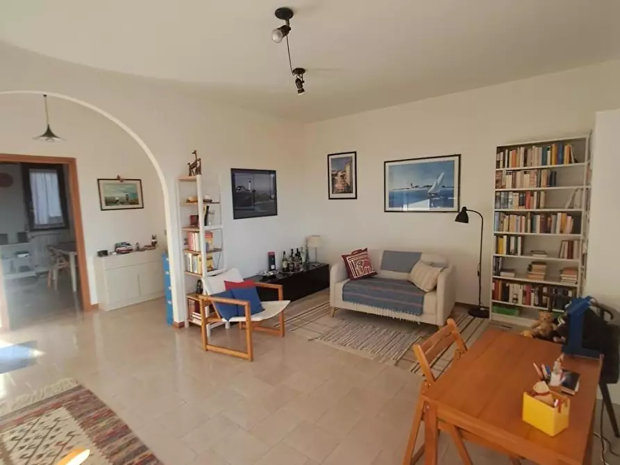 Immagine 4 di Appartamento in vendita  a Livorno