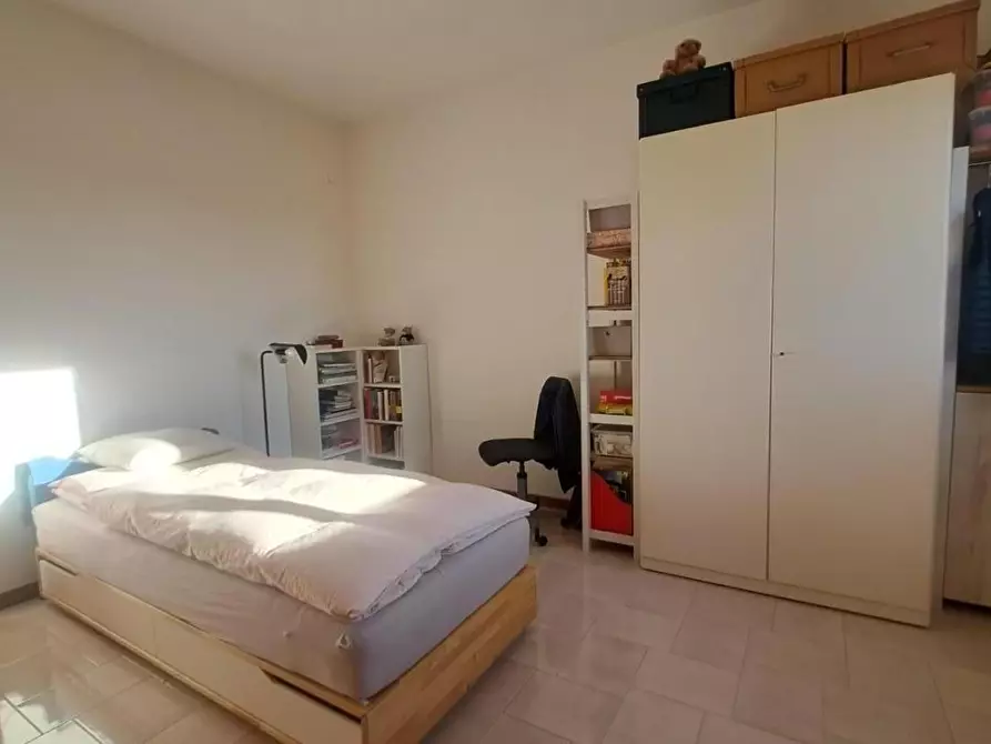 Immagine 28 di Appartamento in vendita  a Livorno