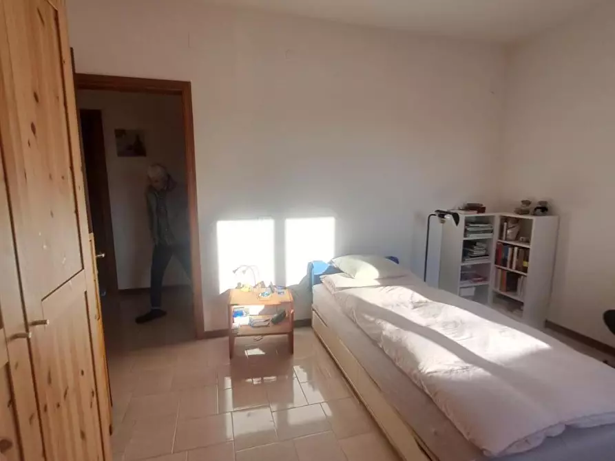 Immagine 32 di Appartamento in vendita  a Livorno